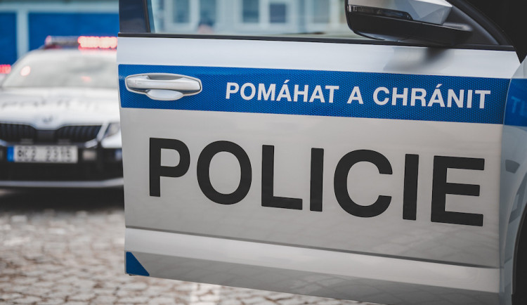 Policisté dopadli muže, který vykrádal chalupy. Hrozí mu až tři roky vězení