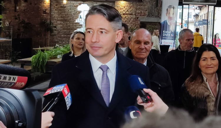 Karel Diviš chce ve veřejném životě zůstat.