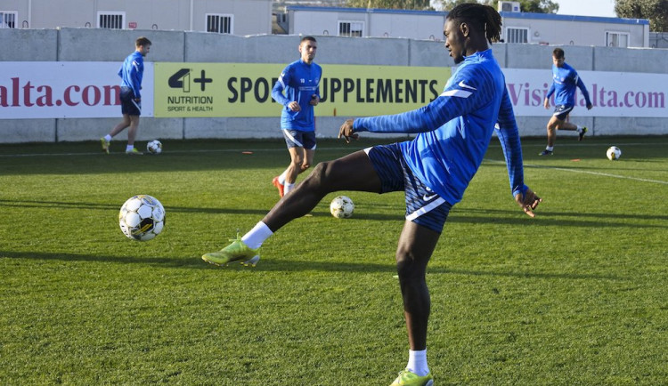 Slovan na soustředění doplnila posila do útoku. Victor Olatunji si na podzim zahrál Evropskou ligu