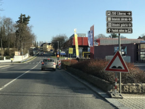 Liberec nemá dost parkovacích míst u turisty navštěvovaných míst, nová by mohla být u výstaviště