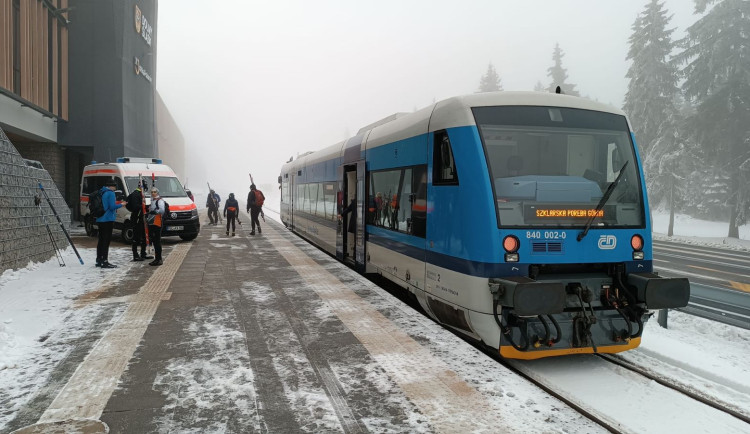 Zastávka byla posunuta blíž k lyžařskému středisku.