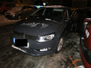 Posilnil se na cestu alkoholem a pak ani nedokázal vyjet z parkoviště