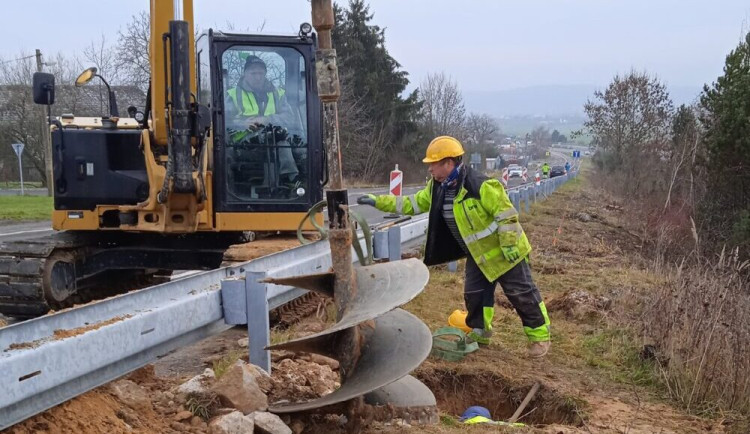 Hloubkové vrty u Paceřic.