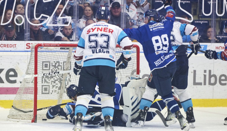 Těžký úder pro Tygry. Ve druhém zápase s Plzní schytali debakl 0:6