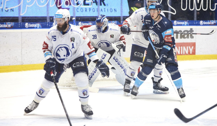 Tygři mají postupový mečbol. Třetí zápas v Plzni vyhráli 3:1