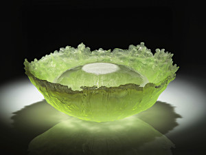 Skleněné šperky a objekty Karolíny Kopřivové rozzáří muzeum