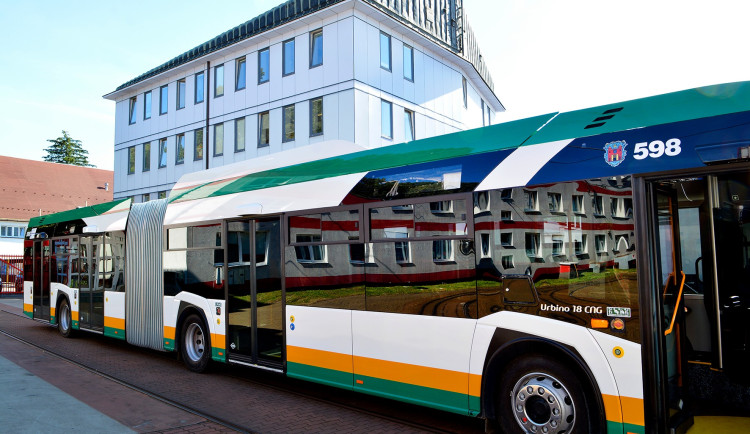 Liberecký dopravní podnik chce koupit deset až 15 kloubových autobusů