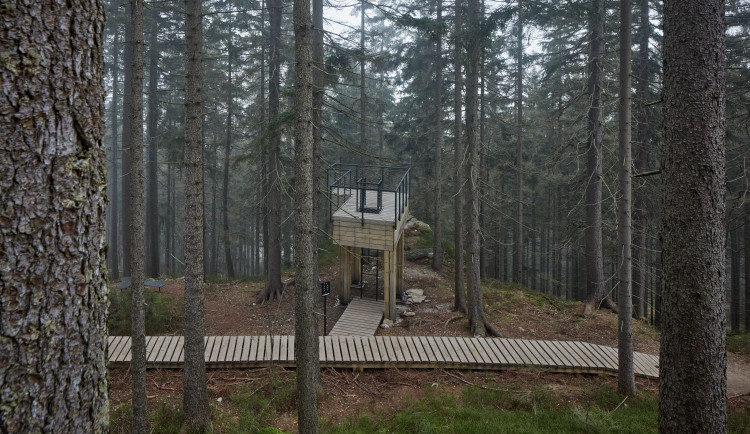 Loňský vítěz kategorie veřejného prostoru jedna z vyhlídek na Stráži v Rokytnici nad Jizerou.