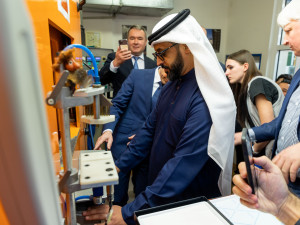 Jablonecká mincovna vyrazila investiční mince pro Arabské emiráty