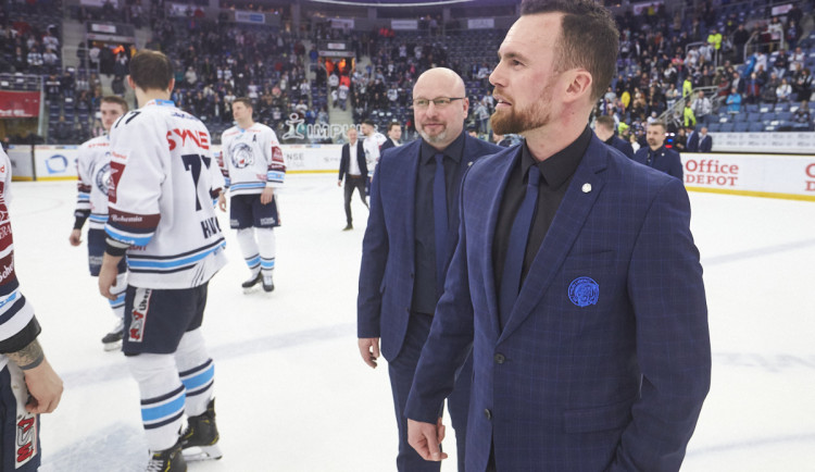 Konec spekulací. Filip Pešán je znovu trenérem Bílých Tygrů