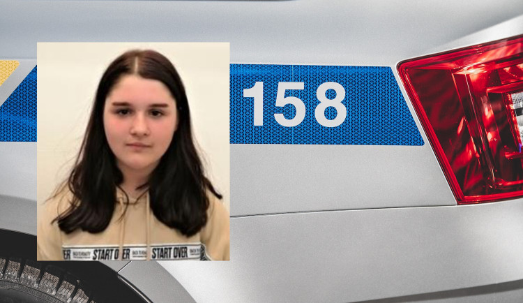 Policie hledá čtrnáctiletou dívku, která odešla od své babičky