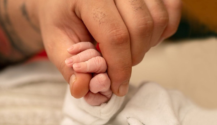 V novoměstské nemocnici je nová ambulance pro miminka, která to nemají po příchodu na svět lehké