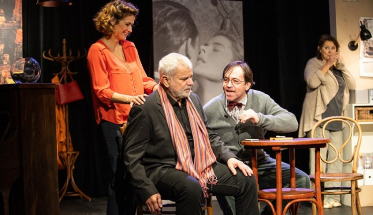 Deštivé dny i After Life. Jablonecké divadlo na květen připravilo řadu atraktivních titulů