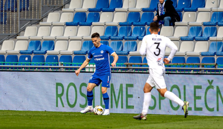 Slovan vyhrál na hřišti Hradce 2:1 a slaví záchranu