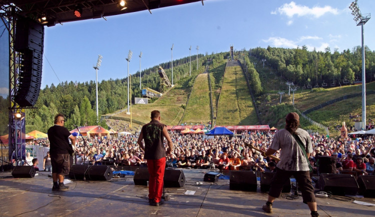 Léto v Libereckém kraji bude opět s festivaly Benátská, Mácháč či Hrady.CZ