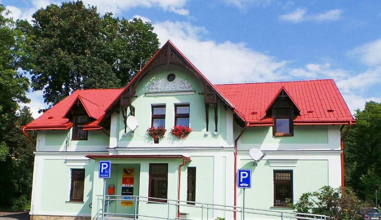 Zastupitelé Vratislavic odmítli návrh Liberce nahradit pobočku Poštou Partner+