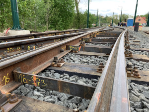 Rekonstrukce tramvajové trati do Jablonce skončí v září. Vyjde na 900 milionů
