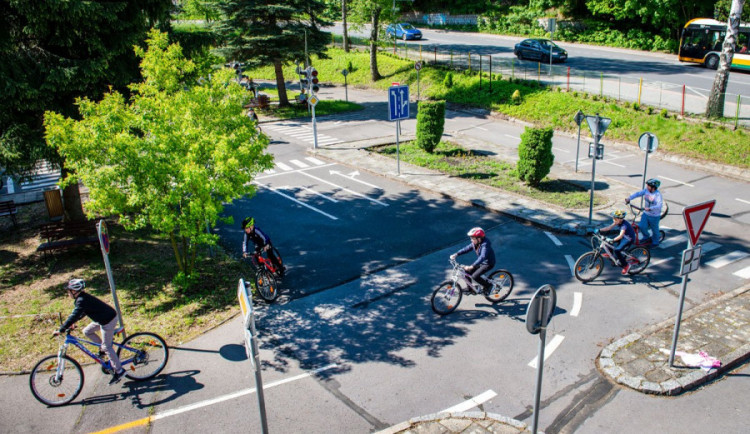 Dopravní hřiště.