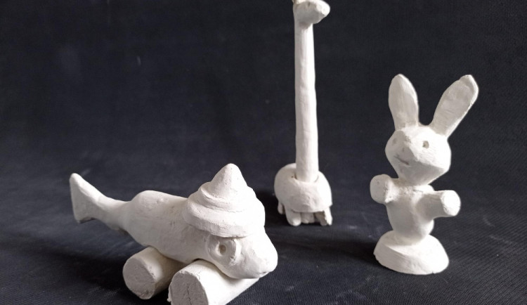 Ve frýdlantském parku během týdne vzniknou sochy. Navrhly je místní děti