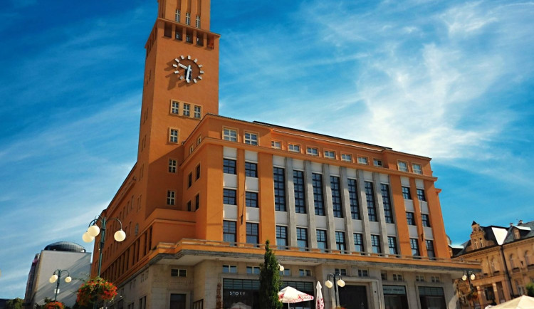 Budova jablonecké radnice.