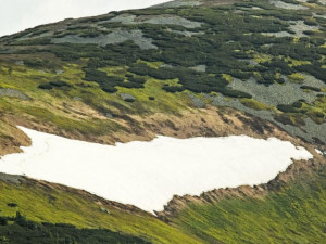 V Krkonoších se rýsuje sněhové pole Mapa republiky, může mít pět metrů sněhu