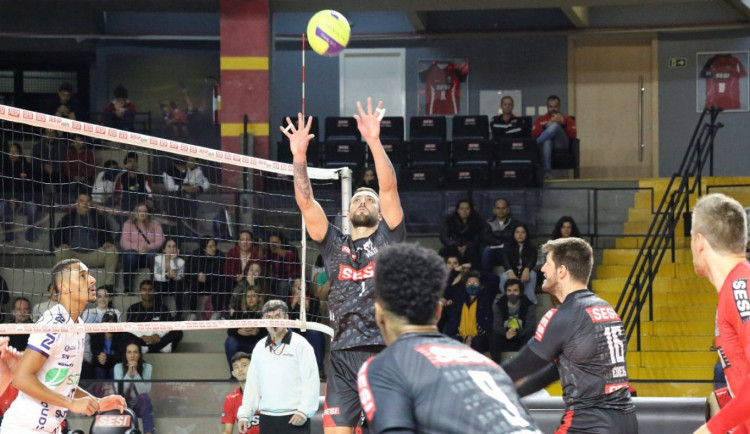 Na post nahrávače přichází do Jihostroje Brazilec Carísio