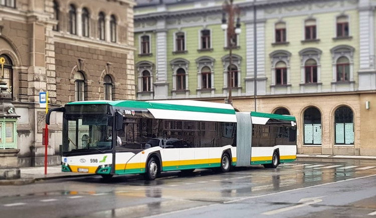 Změna v liberecké MHD. Autobusy budou jezdit ke školám a poště na Vrchlického a Sokolovské ulici