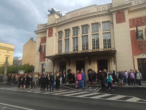 Vrabčáci i Jablonečané se loučili s Pavlem Žurem písní a potleskem