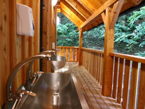 Město vylepšilo táborníkům základnu v Krčkovicích v Českém ráji