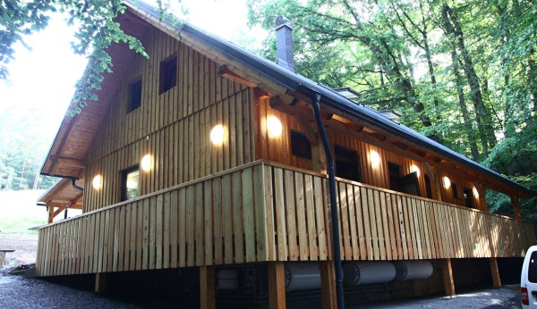 Nová základna pro táborníky v Krčkovicích.