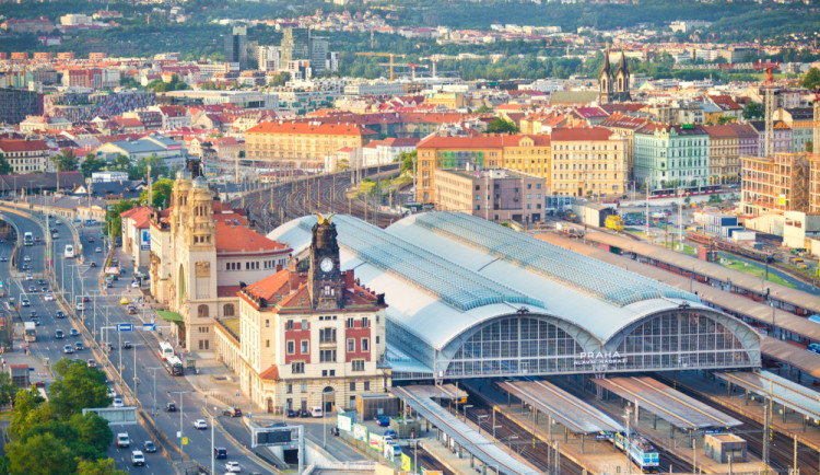 Rekonstrukce zastřešení haly žst. Praha hl. n., fáze II.           Foto: David Jančík © Ministerstvo dopravy