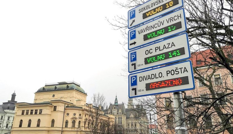 Parkovací navigace v Liberci.