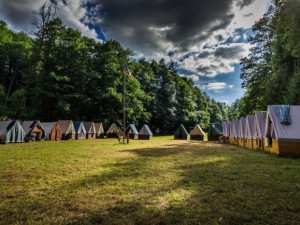 Tábory v Libereckém kraji: Jedno hromadné onemocnění i hra na výtržníky