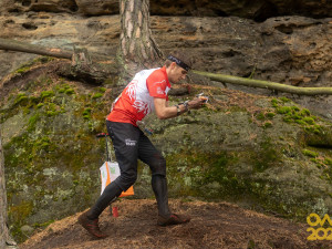 Na krátké trati šampionátu orienťáku si nejlépe vedl Rakušan a Švédové
