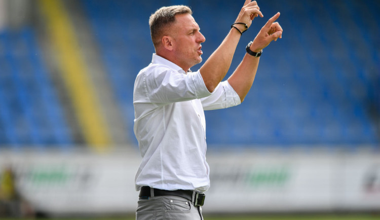 Jen hlupák opakuje stejné chyby, zlobil se trenér Kozel po Bohemians. Slovan ztratil druhý zápas v závěru