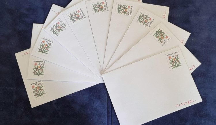 Dopisy s padělanými známkami.