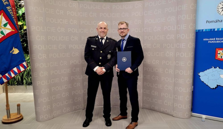 Policista a profesionální sportovec v jedné osobě radí uchazečům o práci u policie