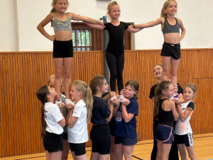 Rozhýbej své tělo, tanči jako profík. Liberecký A-STYL spustil nábor do svých kurzů na novou sezonu