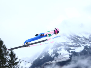 Alpen Cup míří do Česka. Po roce se opět bude skákat pod Ještědem
