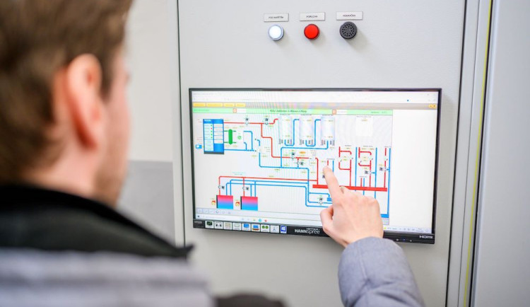 Jablonecká energetická za 10 let existence omládla a zeštíhlela