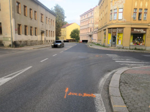 Hledá se koloběžkář, kterého porazilo auto a on z místa nehody ujel