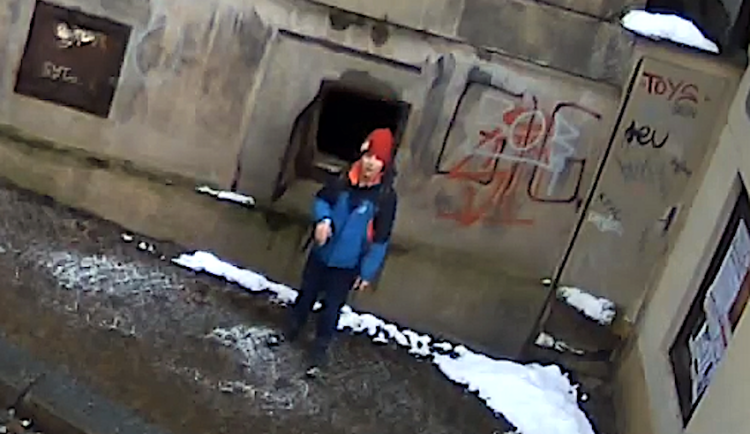 Liberečtí policisté hledají chlapce. Je důležitým svědkem loupeže na nezletilém