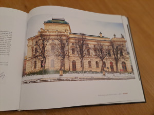 Divadlo F. X. Šaldy si knihu ke svým 140. narozeninám zasloužilo, říká spoluautorka Jarmila Levko