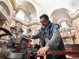 Rekonstrukce baziliky v Jablonném je po dvou letech skoro hotová