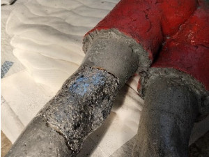 Město opravilo sousoší Přátelství dětí v Doubí. Sochy mají obnovené i červené trenýrky