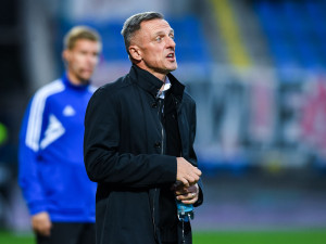 Zbytečný zásah VARu, hodnotil penaltu pro Slavii trenér Slovanu Kozel. Ultimátum odmítl