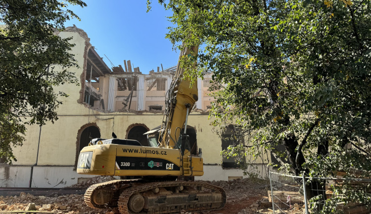 KOMENTÁŘ: Oprava Slavie? Bez těžkých rozhodnutí se Budějce neposunou