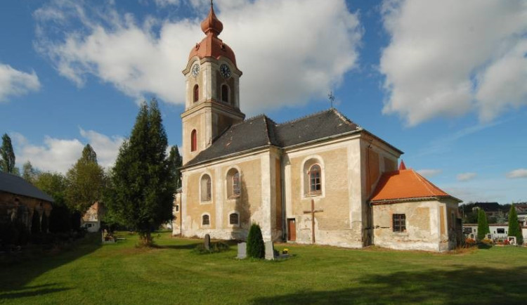 V Kunraticích ožijí kostelní hodiny, složili se na ně lidé ve sbírce