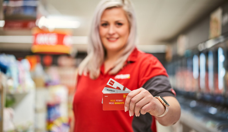 PENNY zaměstnává o stovky lidí více, jejich reálné mzdy vzrostly za 5 let o desítky procent