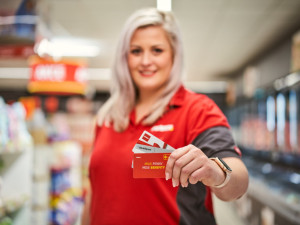 PENNY zaměstnává o stovky lidí více, jejich reálné mzdy vzrostly za 5 let o desítky procent